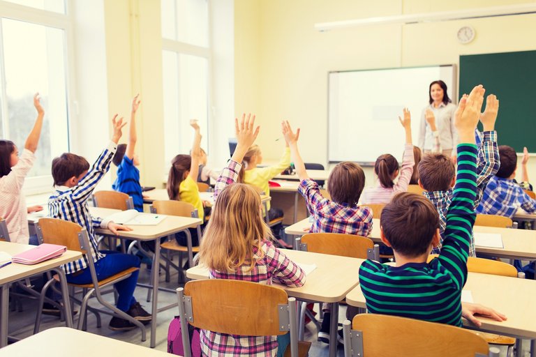 Colegio público en Madrid adopta jornada escolar continua